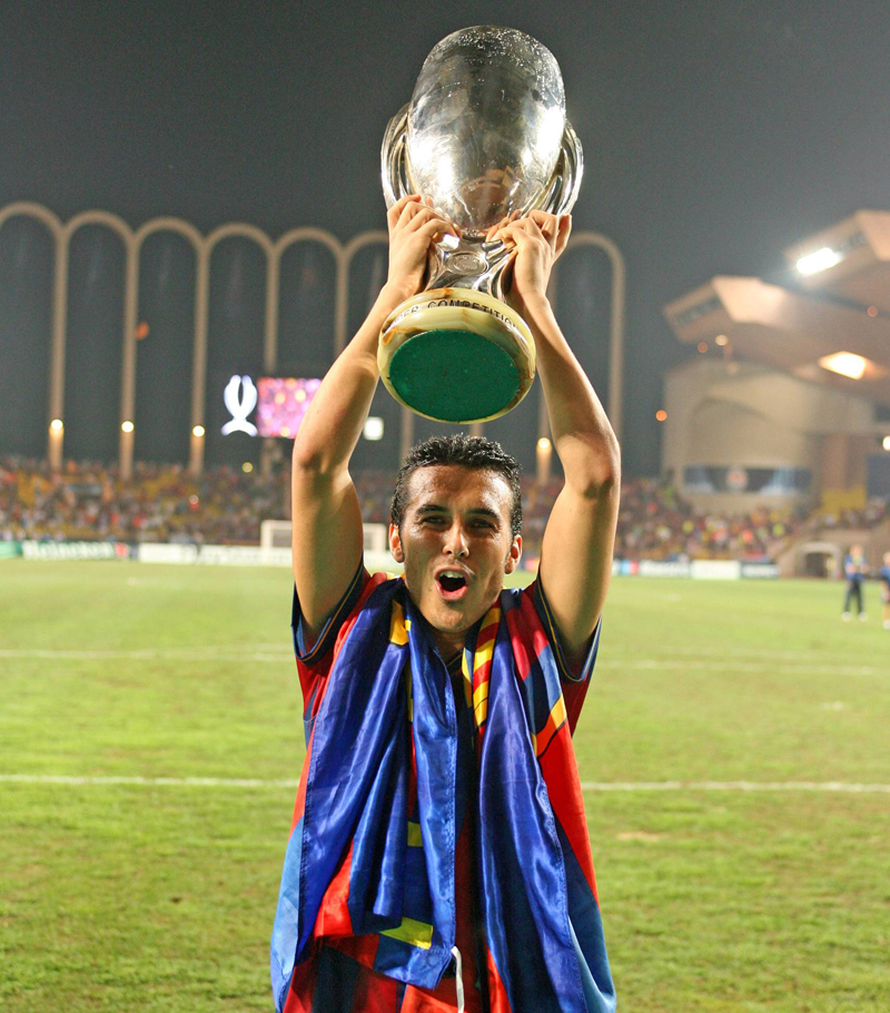 Pedro levanta la Supercopa de Europa 2009 (28-08-2009)