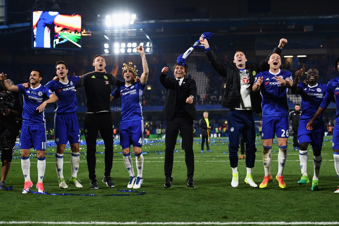 Pedro celebra el título de Premier League en Stamford Bridge (12-05-17) Darren Walsh