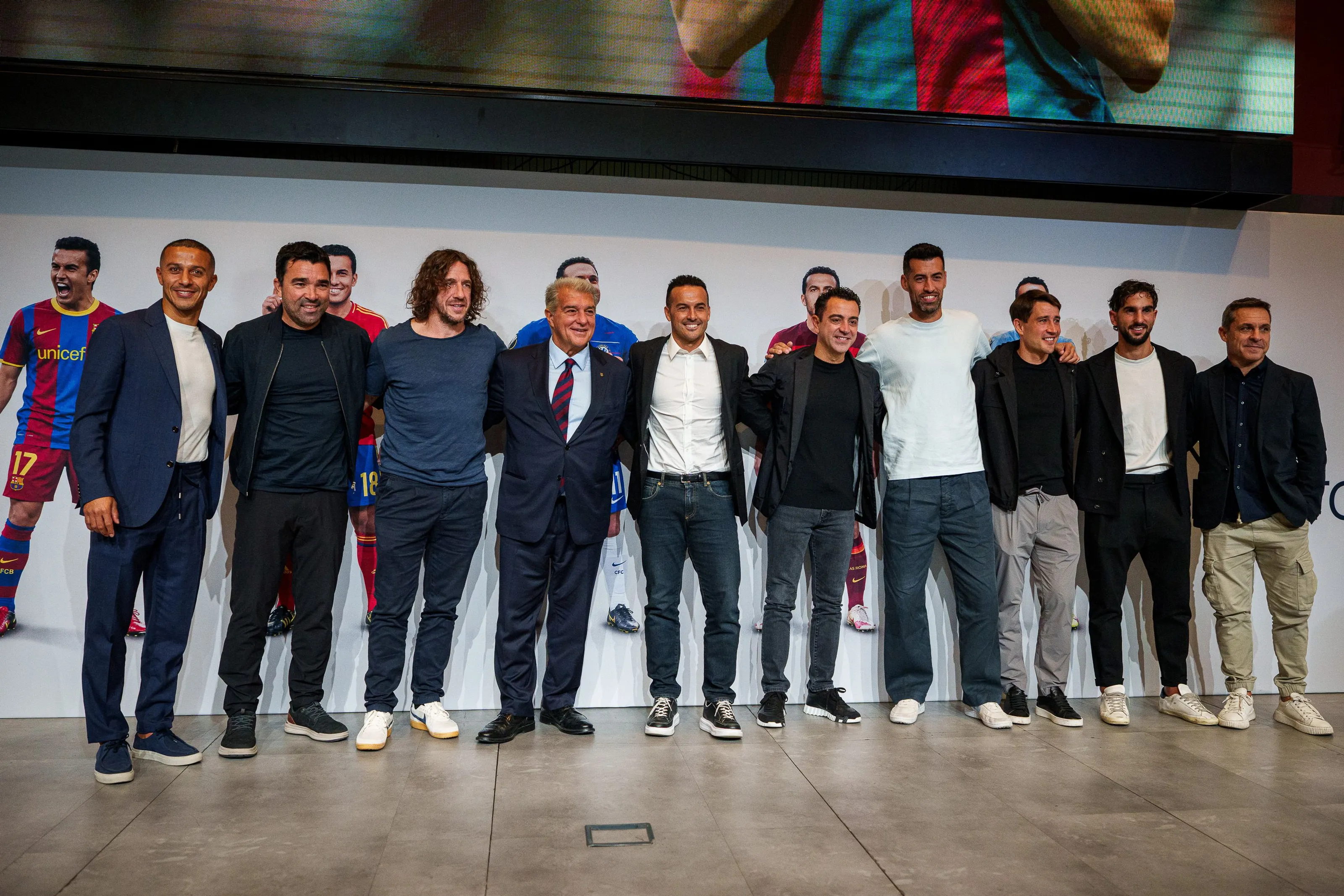 Pedro dice adiós al fútbol en el Camp Nou