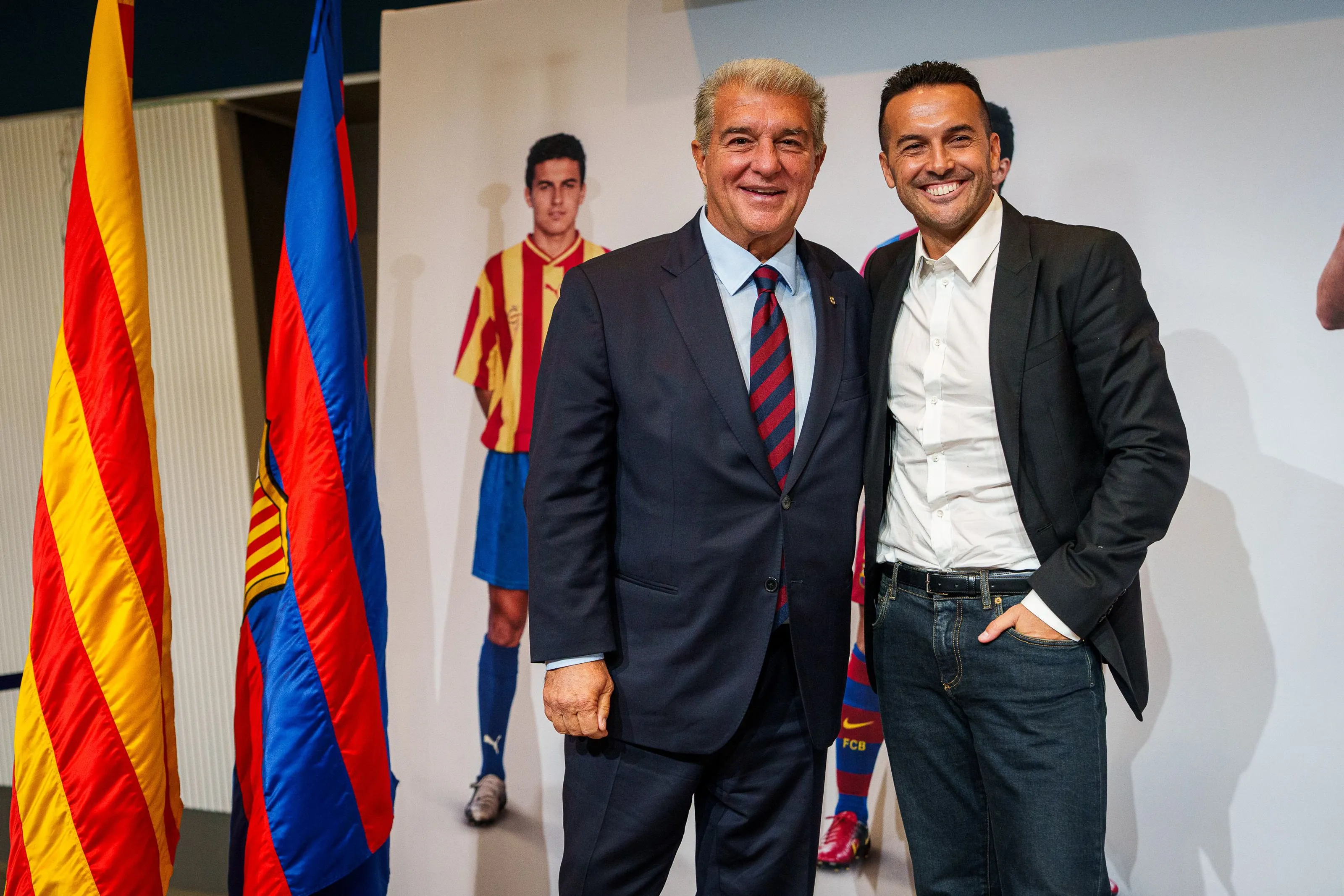 Pedro dice adiós al fútbol en el Camp Nou